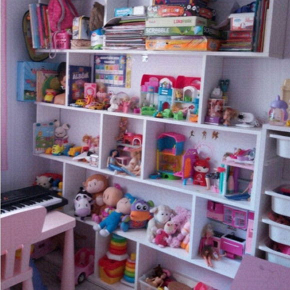 Kids Toys Mystery Box - Assortment of Kids Toys 5-7 Kids Toys - Picture 1 of 2